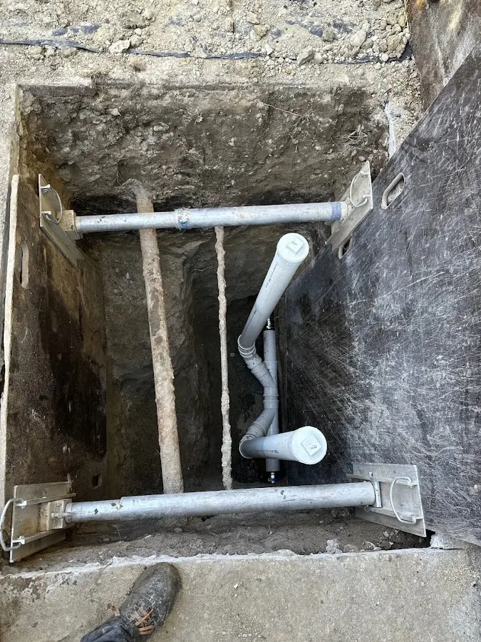 Experienced plumber completing Gas Line Repair work in Ashwaubenon